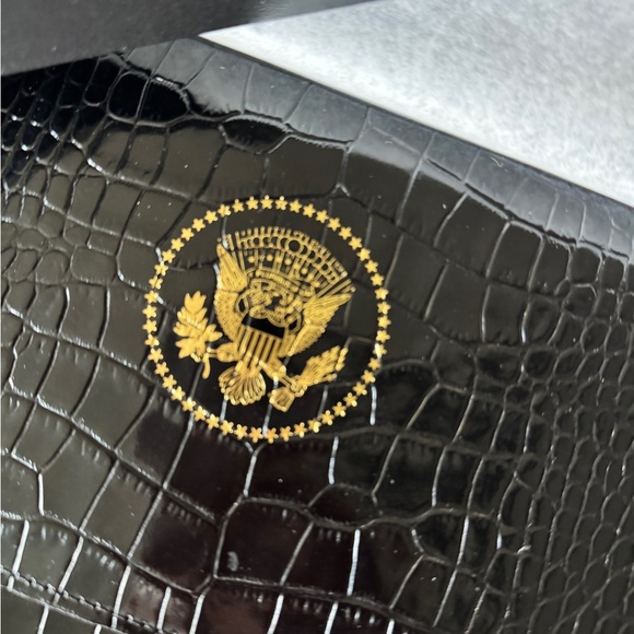 Black Document/Tablet holder from The White House with Presidential Gold Seal